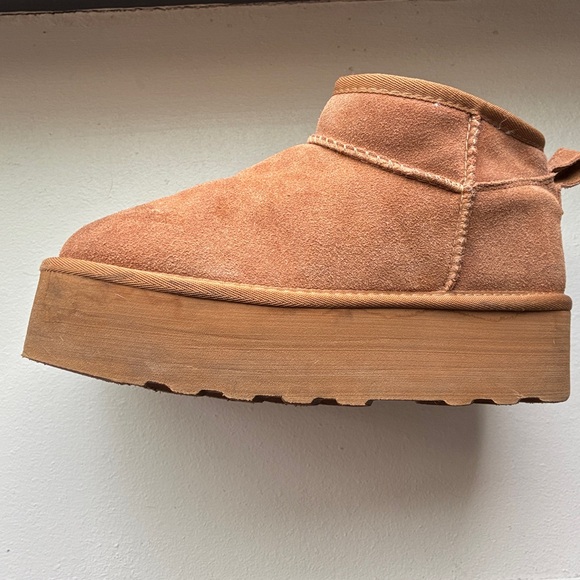 Cushionaire Chestnut Suede Ankle Boots with Faux Fur Lining - Picture 2 of 8